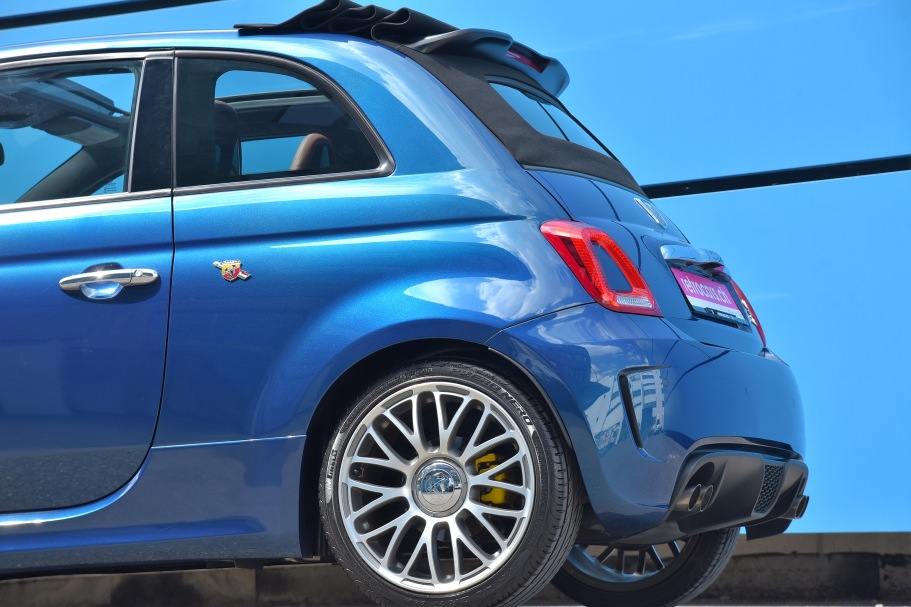 Abarth 595 Cabrio Italia