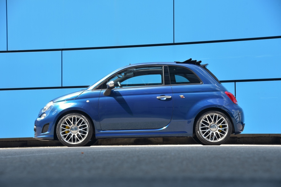 Abarth 595 Cabrio Italia