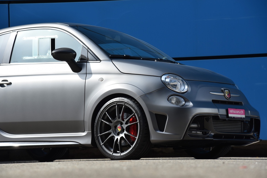 Abarth Biposto 695
