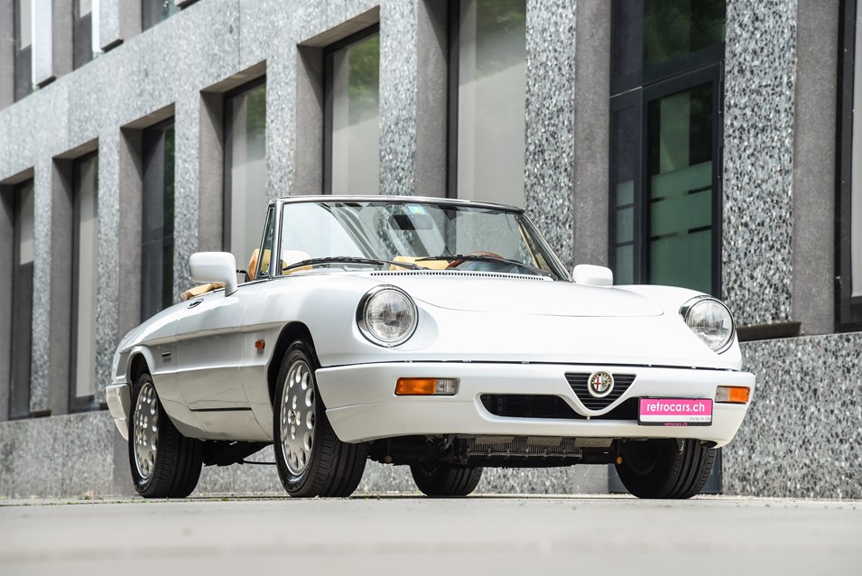 Alfa Romeo Spider 2.0