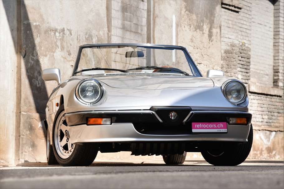 Alfa Spider QV Zender