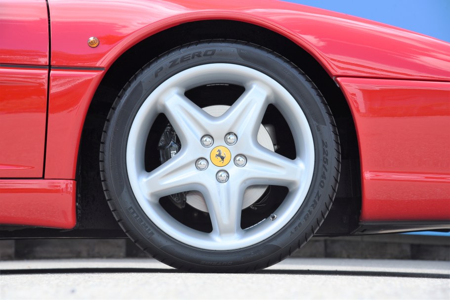 Ferrari 355 GTS