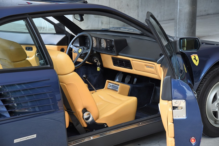 Ferrari Mondial QV