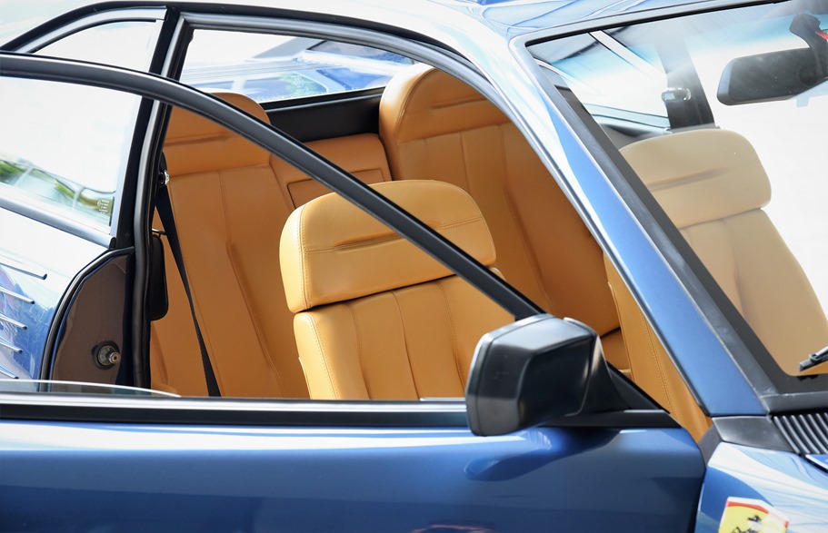 Ferrari Mondial QV
