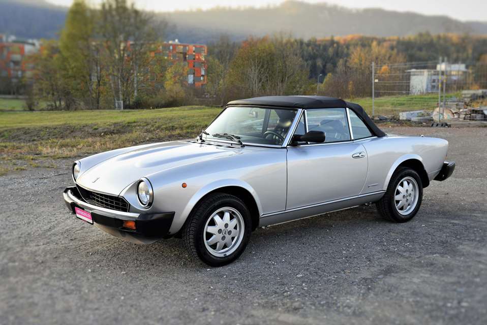 Fiat 124 Spider Europa DS