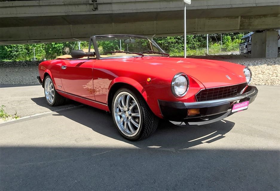 Fiat 124 DS Pininfarina Spider Europa Oldtimer - 1985