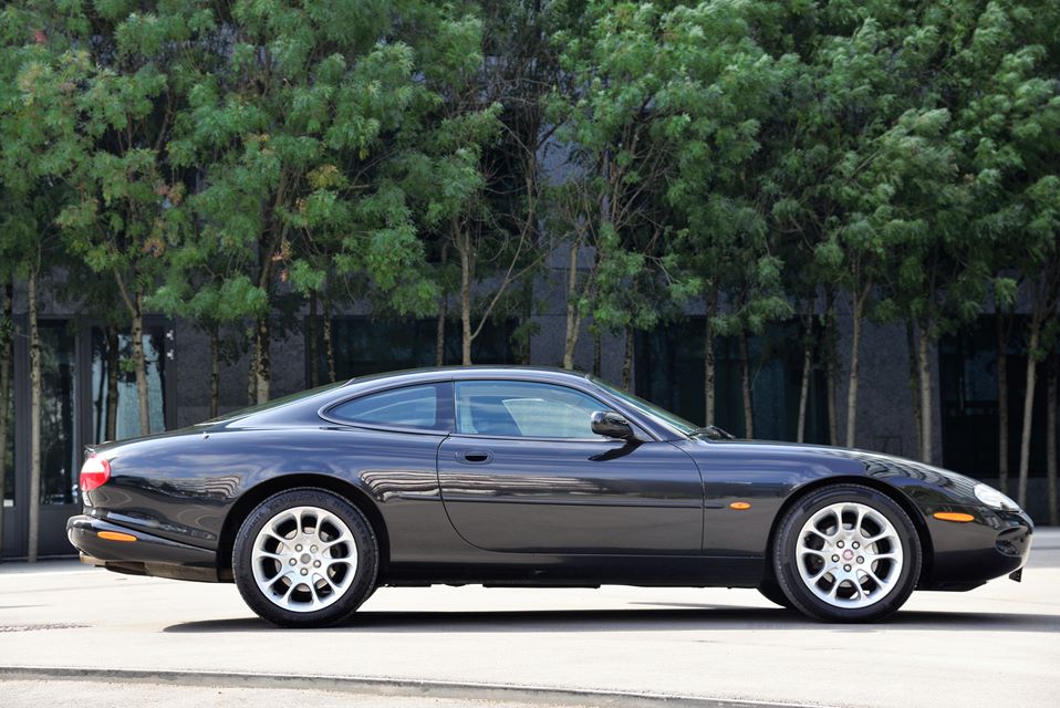 Jaguar XKR Coupe