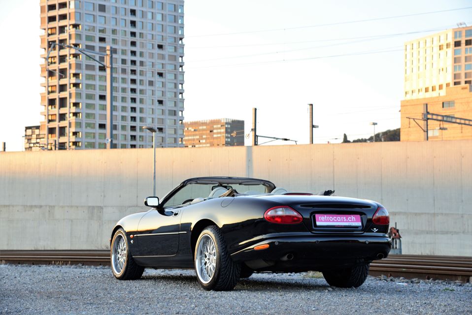 Jaguar XK8 Convertible
