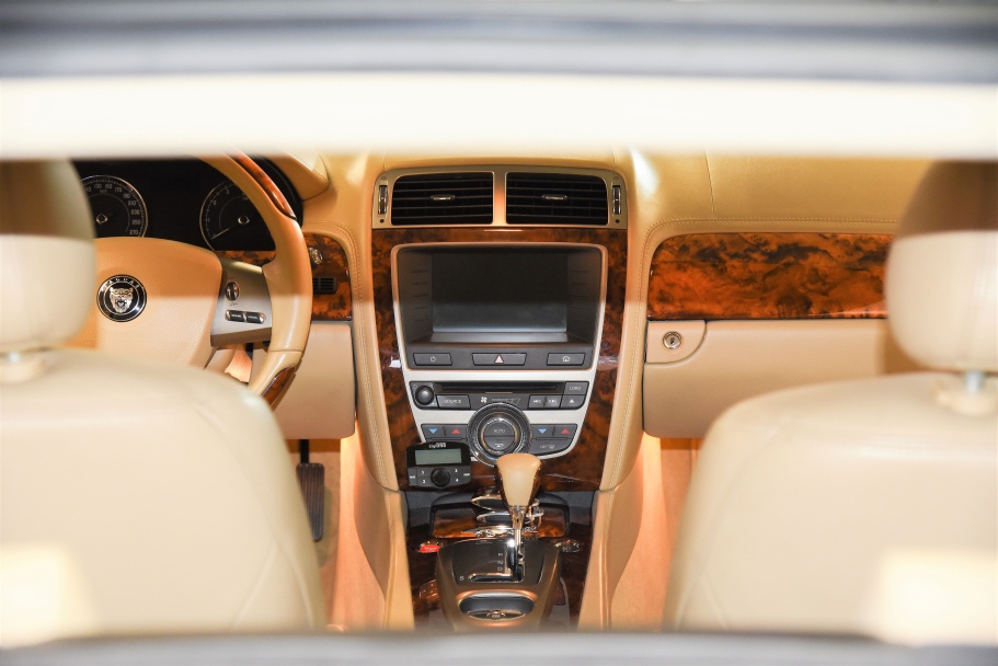 Jaguar XK