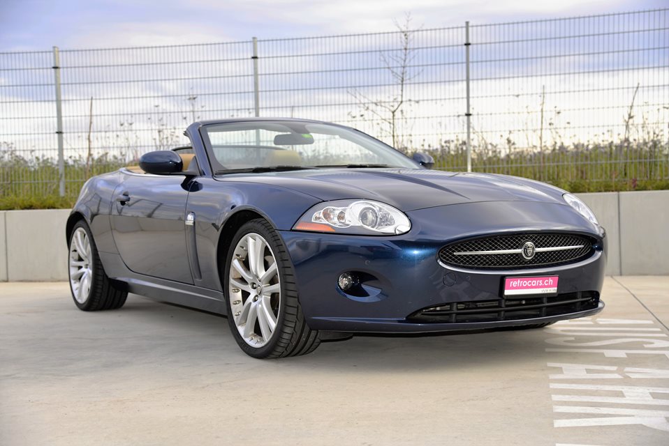 Jaguar XK 8