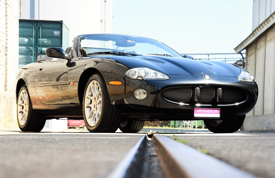 Jaguar XKR