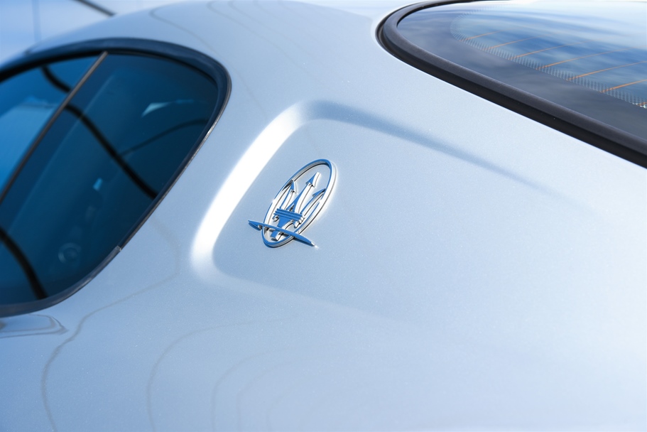 Maserati Coupe