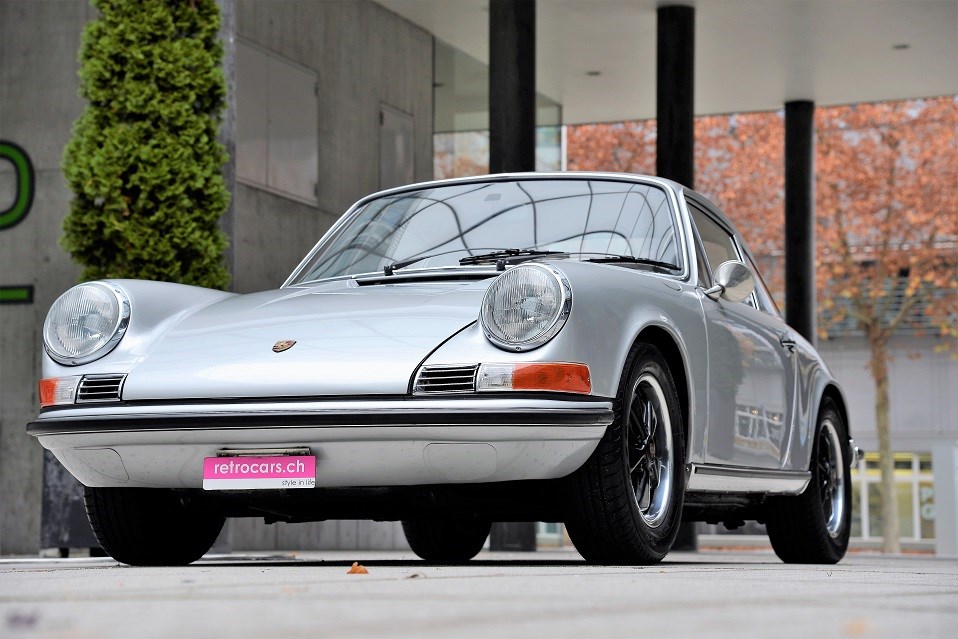 Porsche 911 2.2s