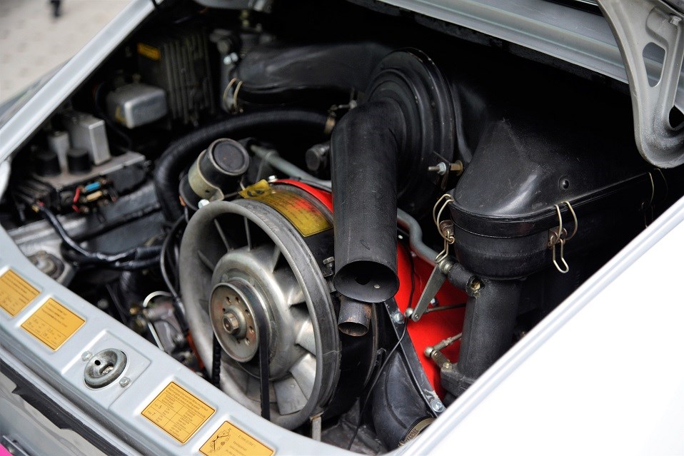 Porsche 911 2.2s
