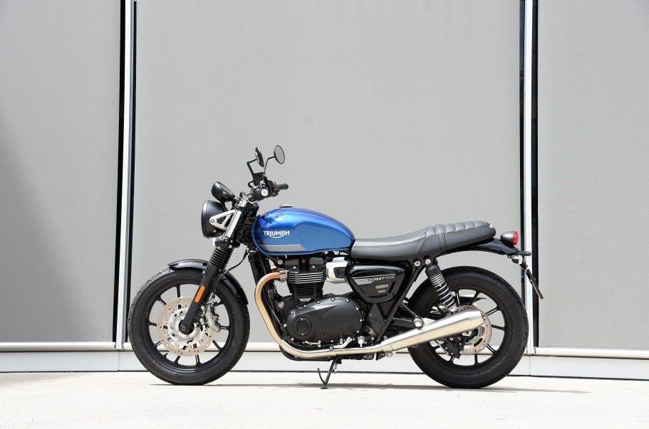 Triumph Steet Twin