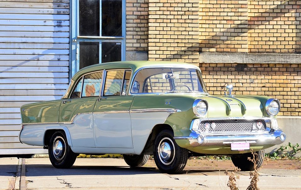 Vauxhall Victor FD Super