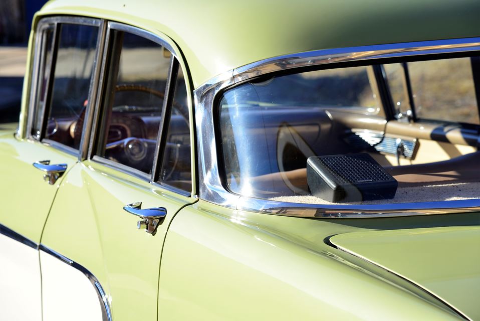 Vauxhall Victor FD Super
